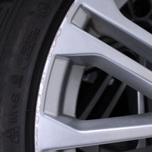 Laden Sie das Bild in den Galerie-Viewer, 18 Zoll original Audi A5 S5 F5 8W 8W0601025EE Alufelgen Winterreifen (128cd)