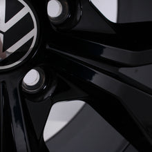Laden Sie das Bild in den Galerie-Viewer, 19 Zoll original VW T-Roc 2GA A1 2GA601025AL Misano Alufelge 1 Stück (c7a98)