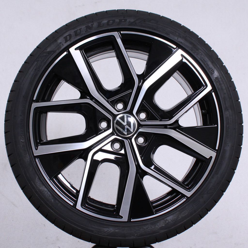 18 Zoll original VW Golf 8 VIII 5H 5H0601025AR Leeds Alufelgen Sommerreifen (b231f)