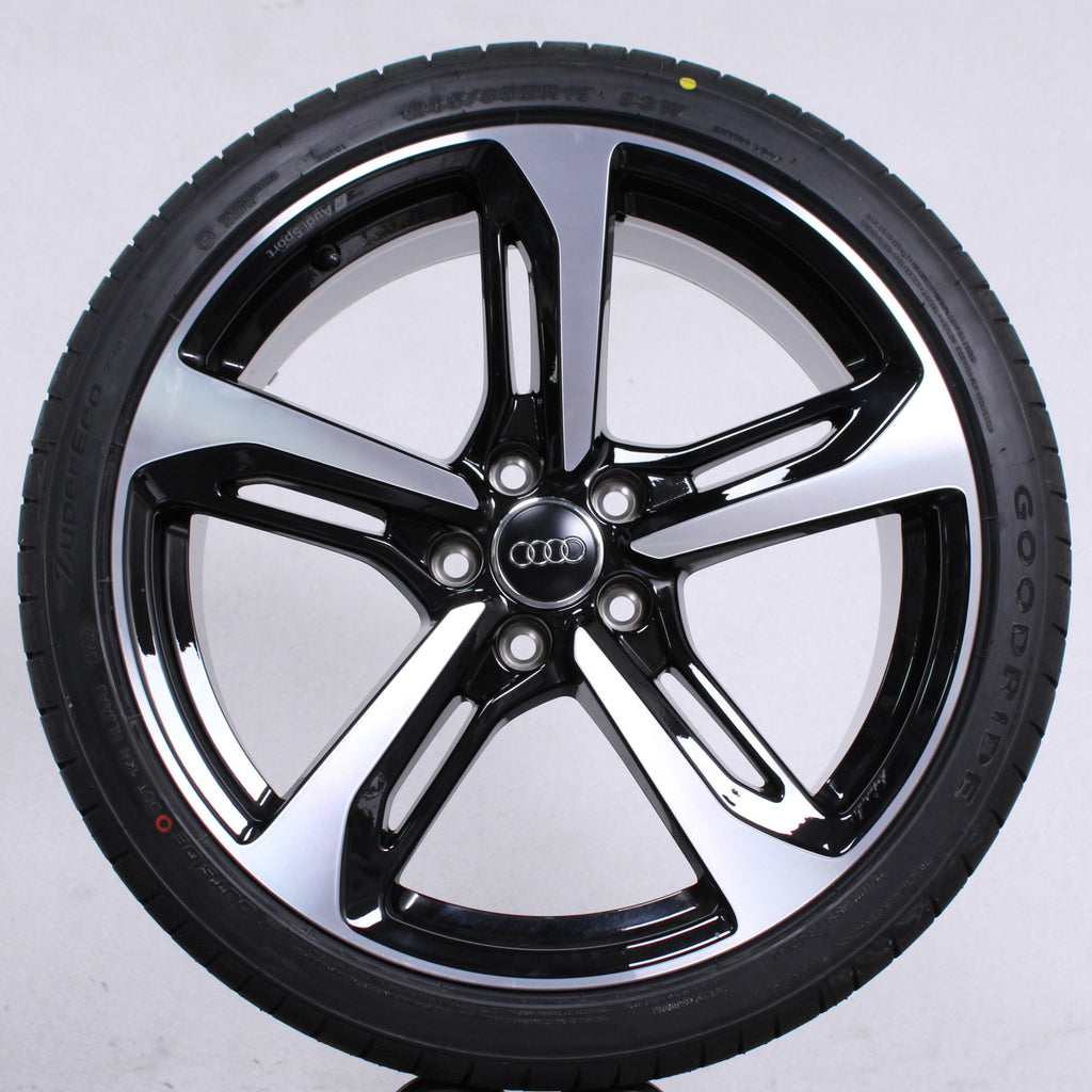 19 Zoll original Audi TT TTS TTRS TT RS 8S 8S0601025BD Alufelgen Sommerreifen (90ed0)