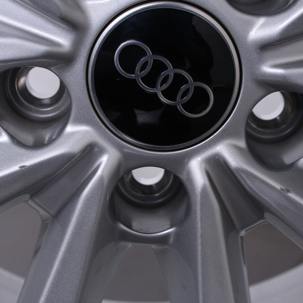 18 Zoll original Audi A4 S4 8W 8W0601025H Alufelgen Winterreifen (8bdca)