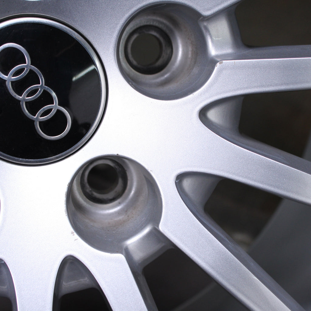 17 Zoll original Audi A5 F5 8W0601025AE Alufelgen Winterreifen (1cee5)