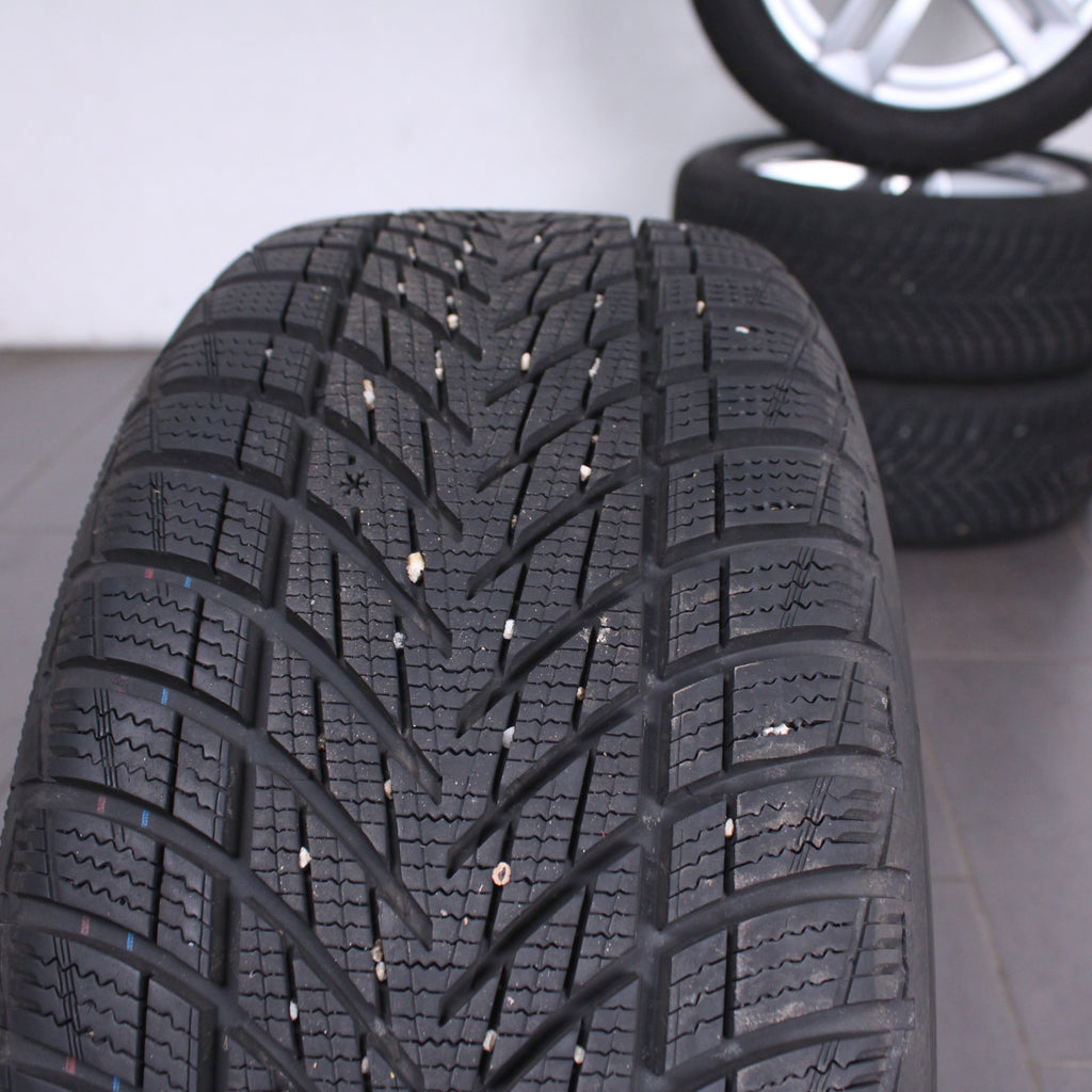 17 Zoll original Audi A4 S4 8W B9 8W0601025P Alufelgen Winterreifen (2fcae)