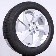 Laden Sie das Bild in den Galerie-Viewer, 17 Zoll original Nissan Juke F16 KE409-6P200 Alufelgen Winterreifen (01724)