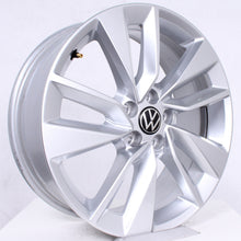 Laden Sie das Bild in den Galerie-Viewer, 17 Zoll original VW T-Cross Taigo 2GM601025D Alufelgen (68aa2)