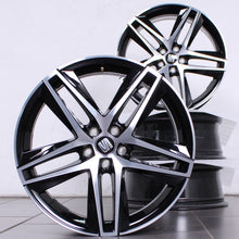 Laden Sie das Bild in den Galerie-Viewer, 18 Zoll original Seat Ibiza Mk5 6F KJ1 6F0601025E Alufelgen (86420)