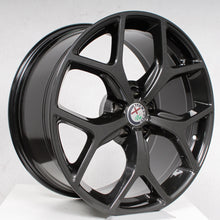 Laden Sie das Bild in den Galerie-Viewer, 19 Zoll original Alfa Romeo Giulia 952 156131449 Alufelgen (21df5)