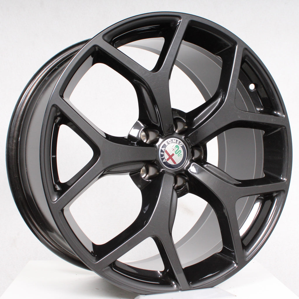 19 Zoll original Alfa Romeo Giulia 952 156131449 Alufelgen (21df5)