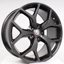 Laden Sie das Bild in den Galerie-Viewer, 19 Zoll original Alfa Romeo Giulia 952 156131449 Alufelgen (21df5)