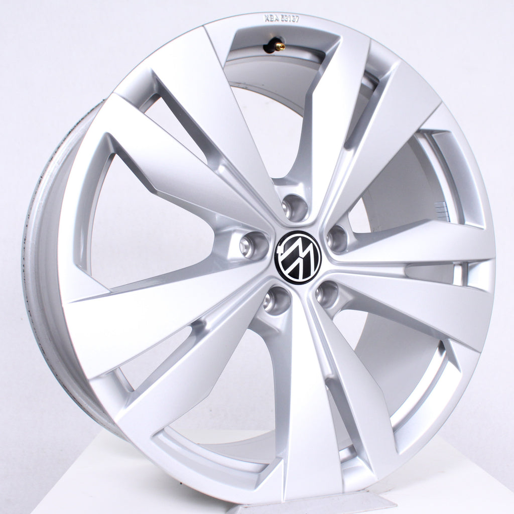 18 Zoll original VW ID.3 10A071498 Loen Alufelgen (7992e)