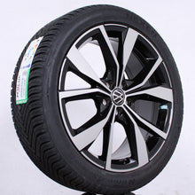 Laden Sie das Bild in den Galerie-Viewer, 18 Zoll original VW T-Cross C11 Taigo 2G7601025F Alufelgen Ganzjahresreifen (0bec3)