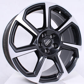 19 Zoll original Audi Q3 F3 83A 83A601025D Alufelge 1 Stück (5b9ab)