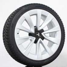 Laden Sie das Bild in den Galerie-Viewer, 19 Zoll original Tesla Model 3 1044264-00-A Alufelgen Winterreifen (a016d)
