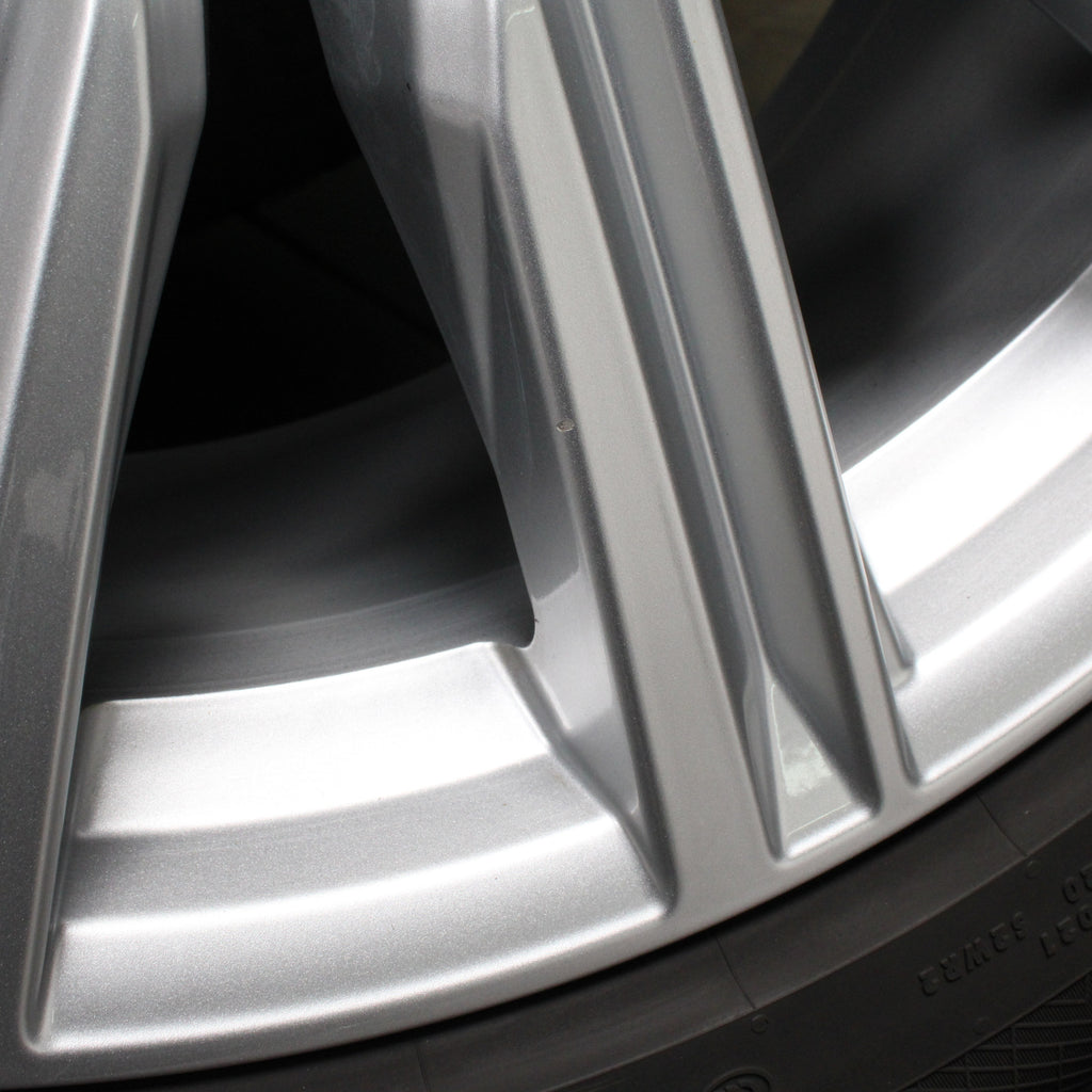 20 Zoll original Audi Q8 SQ8 4M8 4M8601025T Alufelgen Winterreifen (275ff)