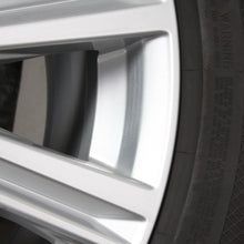 Laden Sie das Bild in den Galerie-Viewer, 20 Zoll original Audi Q8 SQ8 4M8 4M8601025T Alufelgen Winterreifen (275ff)