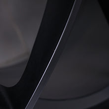 Laden Sie das Bild in den Galerie-Viewer, 20 21 Zoll Original Porsche 911 992 Carerra GTS Zentralverschluss Alufelgen Winterreifen (34cb2)