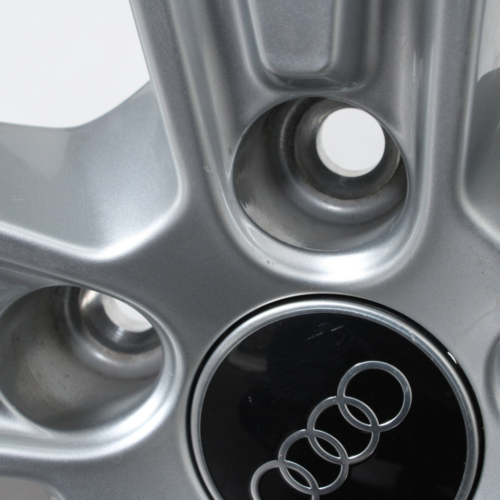 19 Zoll original Audi A8 S8 4N0 4N0601025J Alufelgen Winterreifen (98be1)
