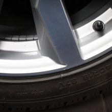 Laden Sie das Bild in den Galerie-Viewer, 18 Zoll original Audi A4 S4 B9 8W 8W0601025S Alufelgen Winterreifen (2629d)