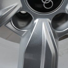 Laden Sie das Bild in den Galerie-Viewer, 20 Zoll original Audi E-tron 4KE Q8 E-tron 4KE601025S Alufelgen Winterreifen (79d46)