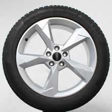 Laden Sie das Bild in den Galerie-Viewer, 19 Zoll original Audi Q3 F3 83A 83A601025N Alufelgen Winterreifen (75e82)