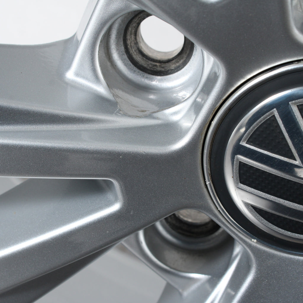 17 Zoll original VW Tiguan ll Allspace 5NA 5NA601025 Alufelgen Winterreifen (9cb44)