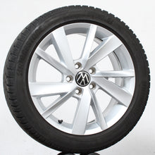 Laden Sie das Bild in den Galerie-Viewer, 17 Zoll original VW Golf 8 VIII Gavia 5H0071497 Alufelgen Winterreifen