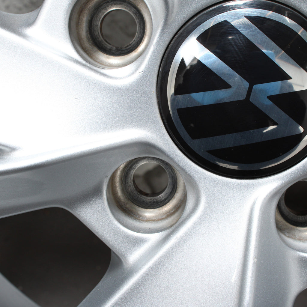 17 Zoll original VW Golf 8 VIII Gavia 5H0071497 Alufelgen Winterreifen