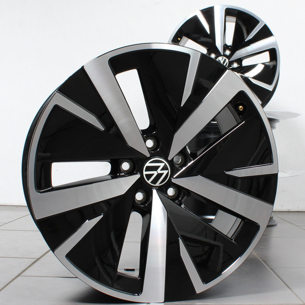 18 Zoll original VW Passat B9 3J0601025D Alufelgen (0b2d7)