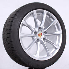 Laden Sie das Bild in den Galerie-Viewer, 19 Zoll Original Porsche Boxster 982 Cayman 718 Alufelgen Winterreifen (5baca)