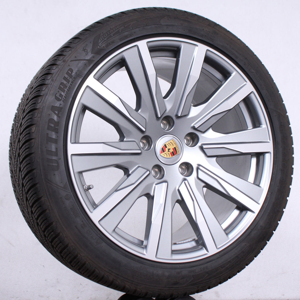 20 Zoll original Porsche Taycan Turbo Tequipment Alufelgen Winterreifen (526b2)