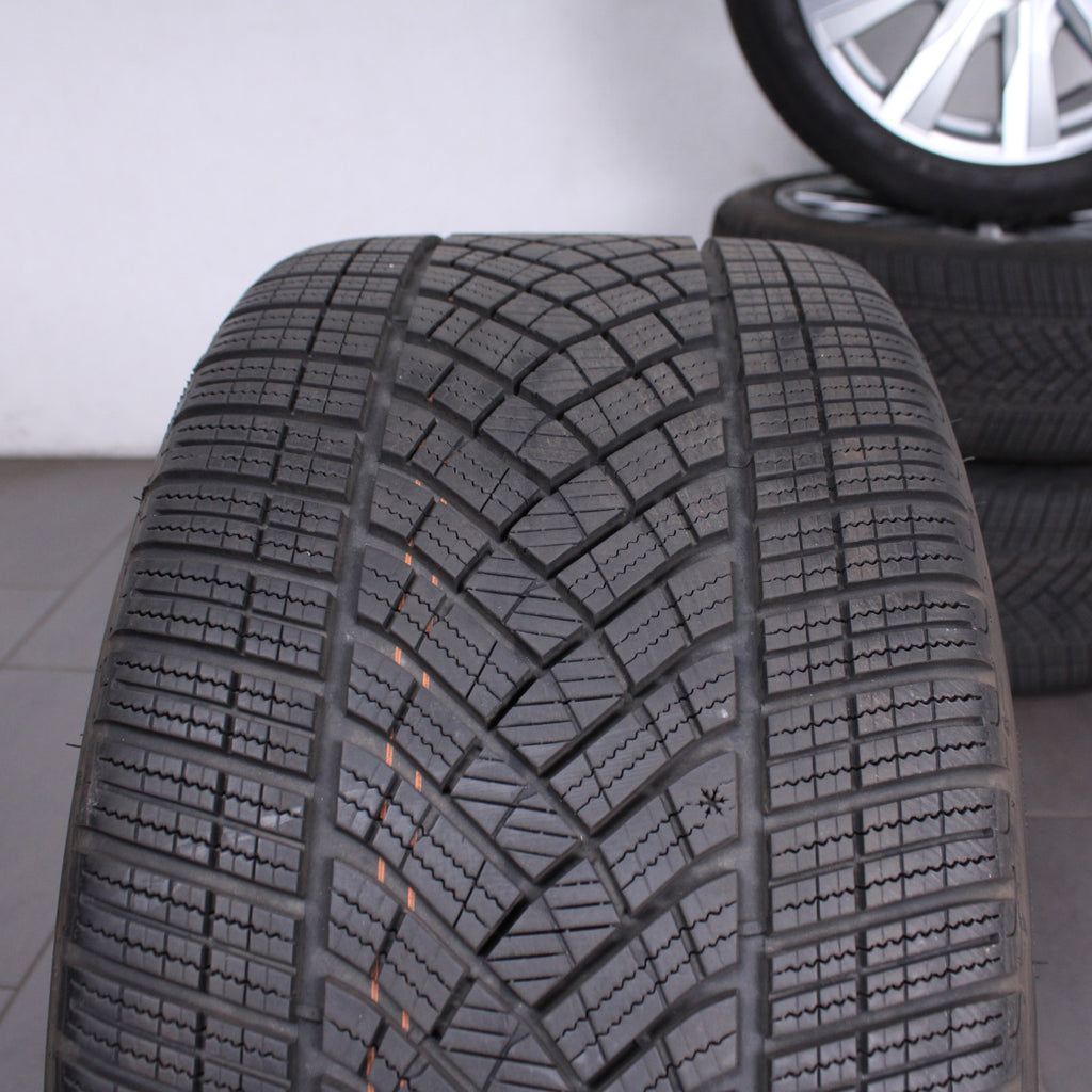 20 Zoll original Porsche Taycan Turbo Tequipment Alufelgen Winterreifen (526b2)