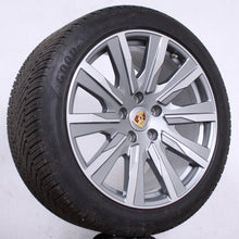 Laden Sie das Bild in den Galerie-Viewer, 20 Zoll original Porsche Taycan Turbo Tequipment Alufelgen Winterreifen (9cdf0)