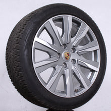 Laden Sie das Bild in den Galerie-Viewer, 20 Zoll original Porsche Taycan Turbo Tequipment Alufelgen Winterreifen (9cdf0)