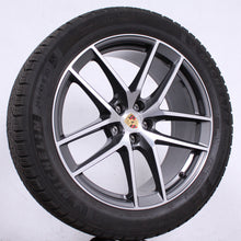 Laden Sie das Bild in den Galerie-Viewer, 20 Zoll original Porsche Macan II III Turbo GTS Felgen Winterreifen (873b9)