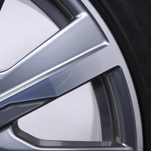 Laden Sie das Bild in den Galerie-Viewer, Original Porsche Taycan Turbo Tequipment 20 Zoll Alufelgen Winterreifen (3d937)