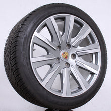Laden Sie das Bild in den Galerie-Viewer, Original Porsche Taycan Turbo Tequipment 20 Zoll Alufelgen Winterreifen (2e735)