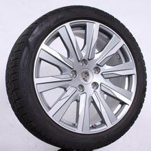 Laden Sie das Bild in den Galerie-Viewer, Original Porsche Taycan Turbo Tequipment 20 Zoll Alufelgen Winterreifen (deda9)