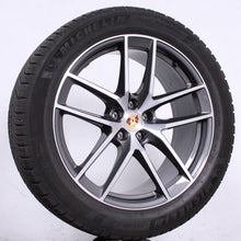 Laden Sie das Bild in den Galerie-Viewer, 20 Zoll original Porsche Macan II III Turbo GTS Felgen Winterreifen (bdf32)