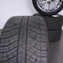 Laden Sie das Bild in den Galerie-Viewer, 20 Zoll original Porsche Macan II III Turbo GTS Felgen Winterreifen (bdf32)