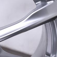 Laden Sie das Bild in den Galerie-Viewer, 19 Zoll Original Porsche Boxster 982 Cayman 718 Alufelgen Winterreifen (67f9d)