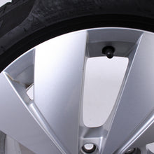 Laden Sie das Bild in den Galerie-Viewer, 17 Zoll original VW Golf 8 VIII Belmont 5H0601025B Alufelgen Winterreifen (14245)