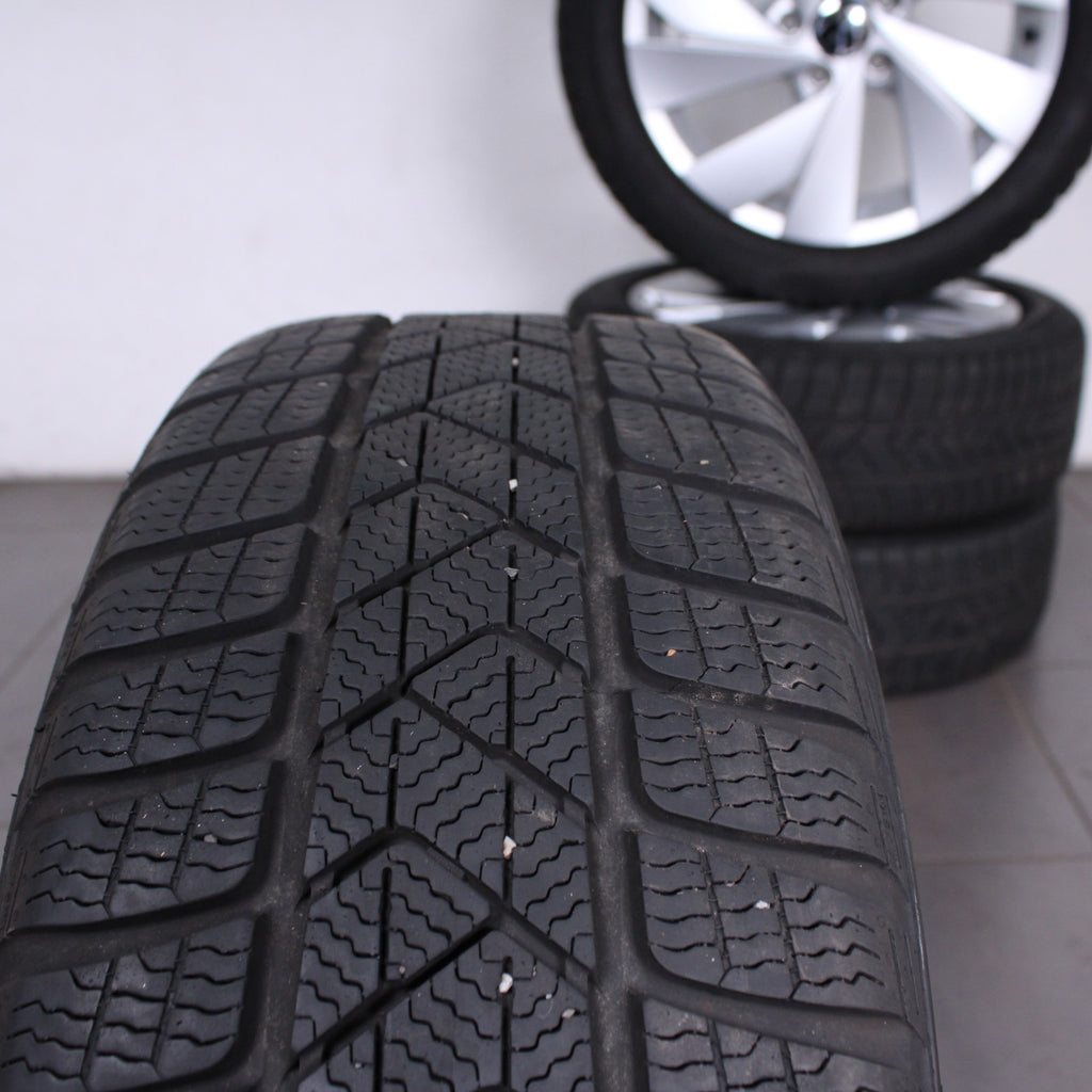 17 Zoll original VW Golf 8 VIII Belmont 5H0601025B Alufelgen Winterreifen (14245)