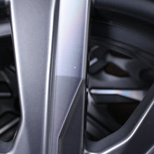 Laden Sie das Bild in den Galerie-Viewer, Original Porsche Taycan Turbo Tequipment 20 Zoll Alufelgen Winterreifen (40770)