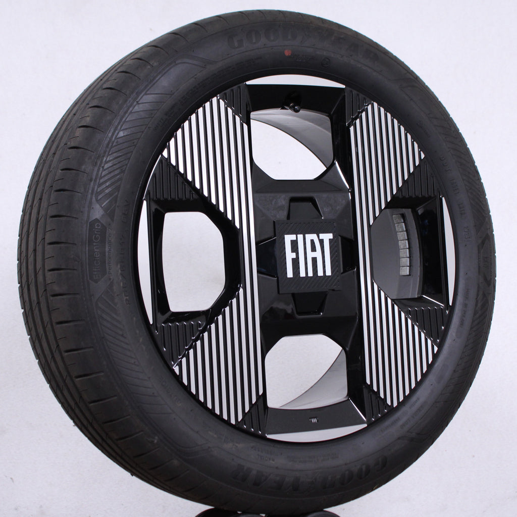 17 Zoll original Fiat Grande Panda 9860538680 Alufelgen Sommerreifen (3afd5)