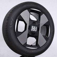Laden Sie das Bild in den Galerie-Viewer, 17 Zoll original Fiat Grande Panda 9860538680 Alufelgen Sommerreifen (3afd5)
