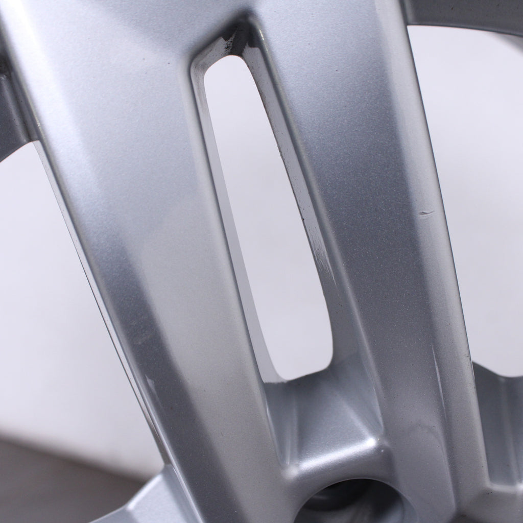 17 Zoll original Audi A4 S4 8W B9 8W0601025P Alufelgen Winterreifen (5e3b1)