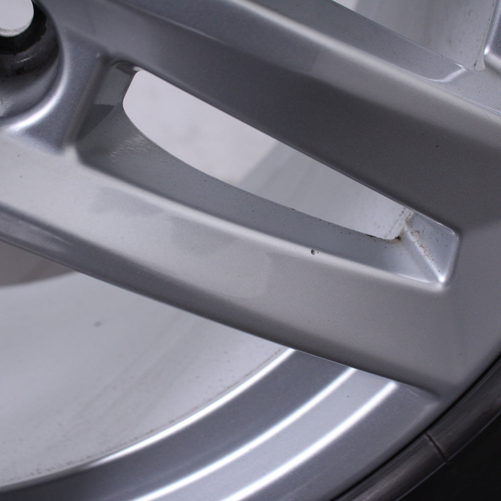 17 Zoll original Audi A4 S4 8W B9 8W0601025P Alufelgen Winterreifen (5e3b1)