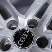 Laden Sie das Bild in den Galerie-Viewer, 17 Zoll original Audi A4 S4 8W B9 8W0601025P Alufelgen Winterreifen (5e3b1)