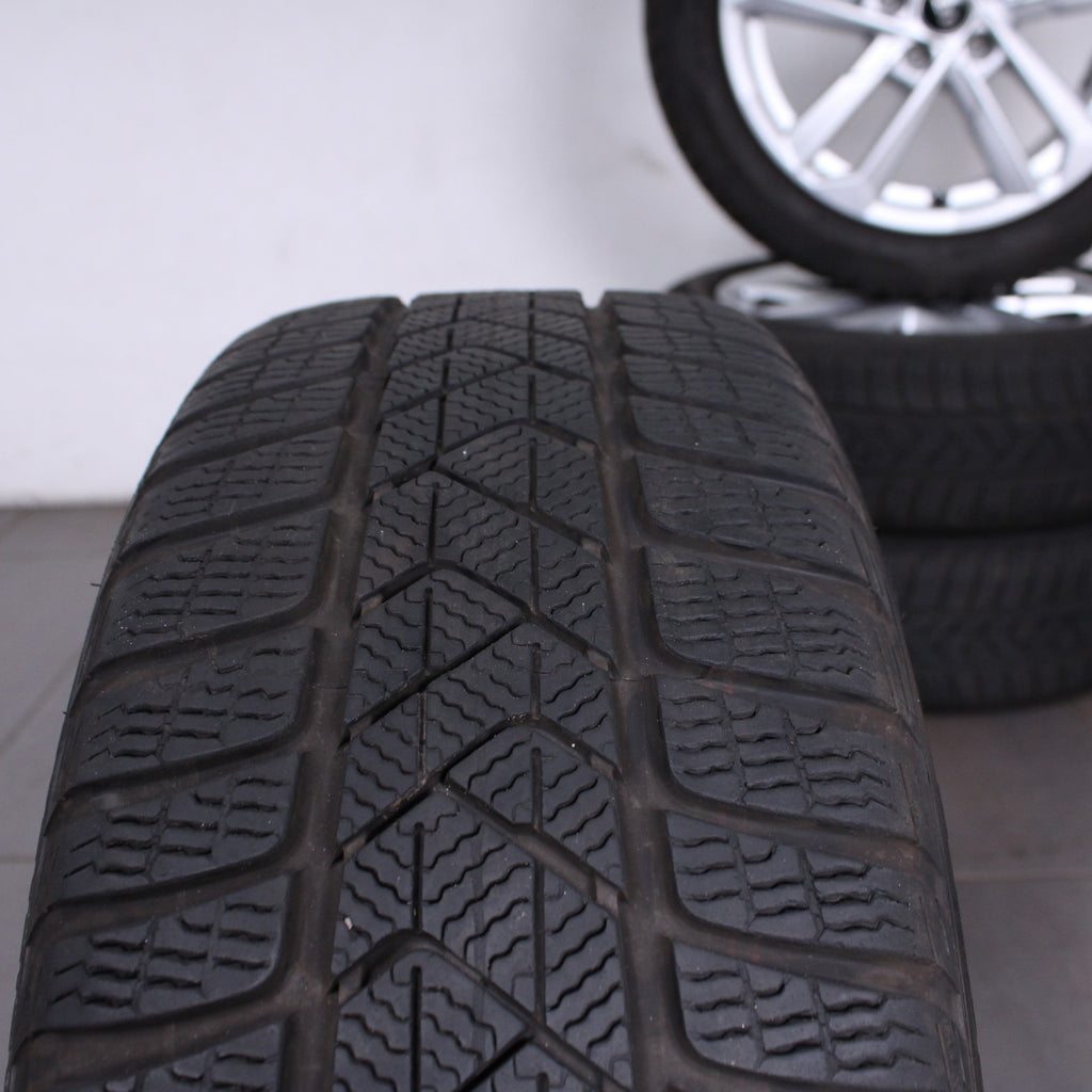 17 Zoll original Audi A3 S3 8Y 8Y0601025L Alufelgen Winterreifen (61d55)
