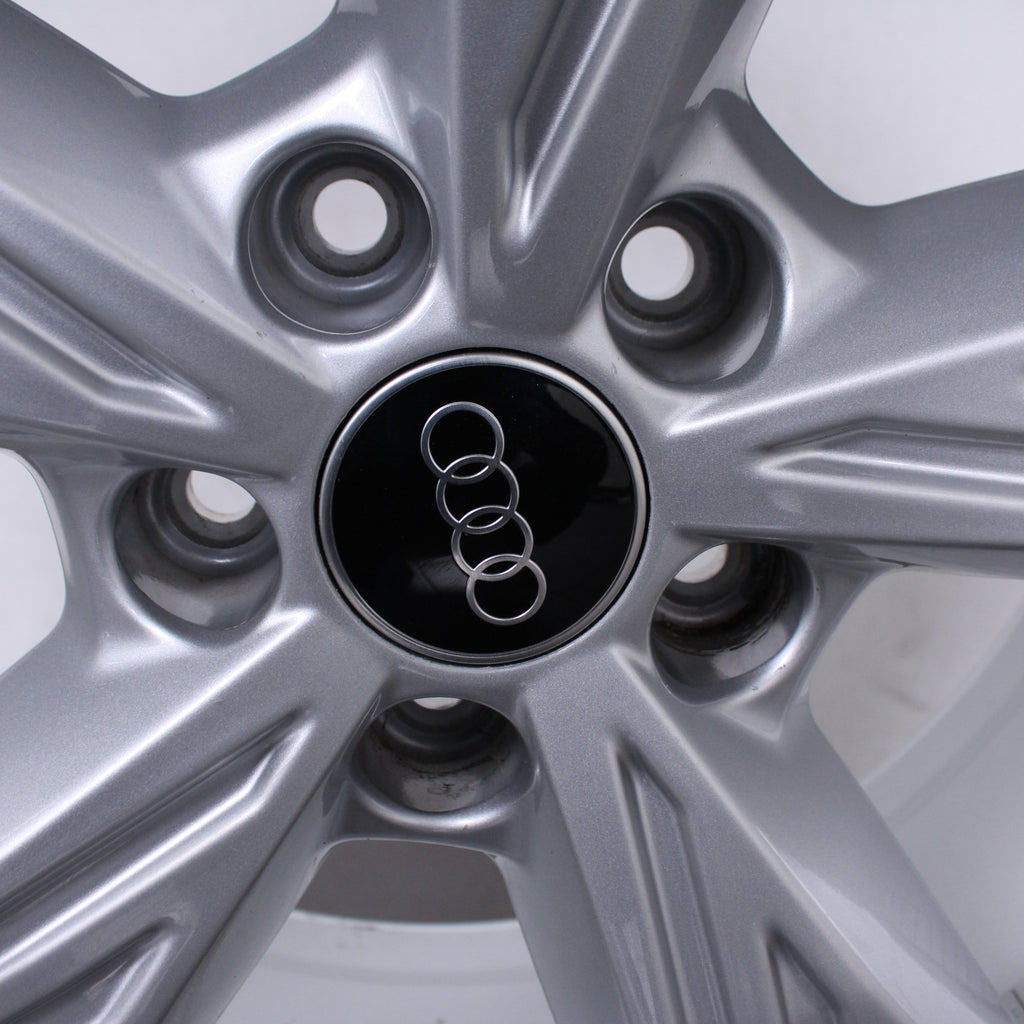 19 Zoll original Audi Q4 e-tron 89A601025B Alufelgen Winterreifen (27cc7)